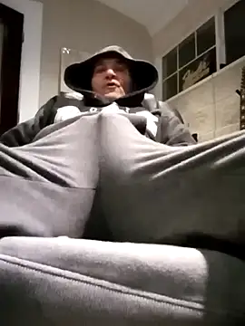 Snapshot of Hotbodyscottie chatting on January 23, 10:22 am Hotbodyscottie online show from January 23, 10:22 am