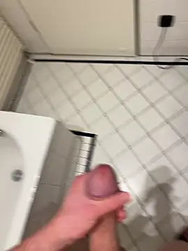 Lucasbwc69 online show from December 30, 8:15 pm