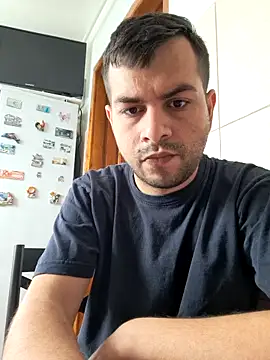hornny1995 online show from May 22, 9:14 am