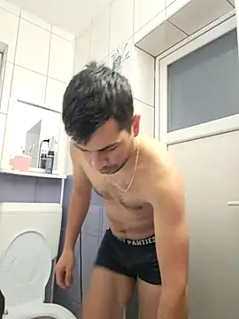 hornny1995 online show from January 13, 9:13 am