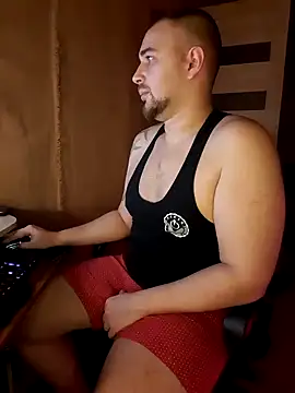 Snapshot of Foxyshaved chatting on January 10, 5:37 am Foxyshaved online show from January 10, 5:37 am
