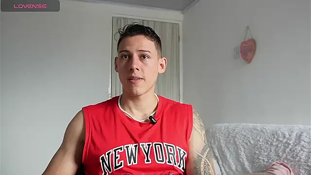 Muscle King Cum online show from April 7, 2:39 pm