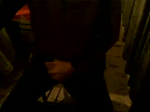 hornyman18cm39 online show from November 29, 6:37 am