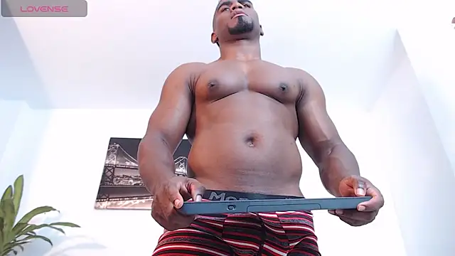 RyanJackson  online show from June 12, 4:49 pm
