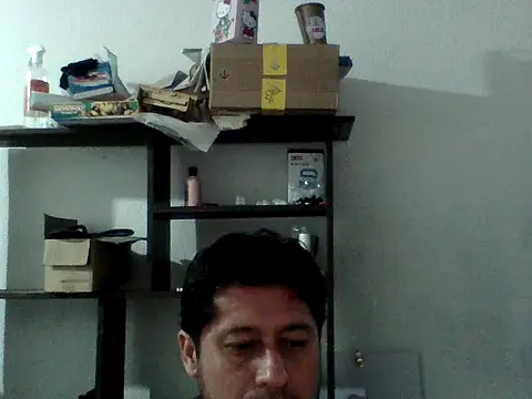 Snapshot of simpatico1000 chatting on October 17, 5:00 am simpatico1000 online show from October 17, 5:00 am