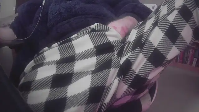 J0lteon  online show from February 22, 12:05 am