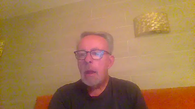 tuggy59 online show from April 24, 4:48 am