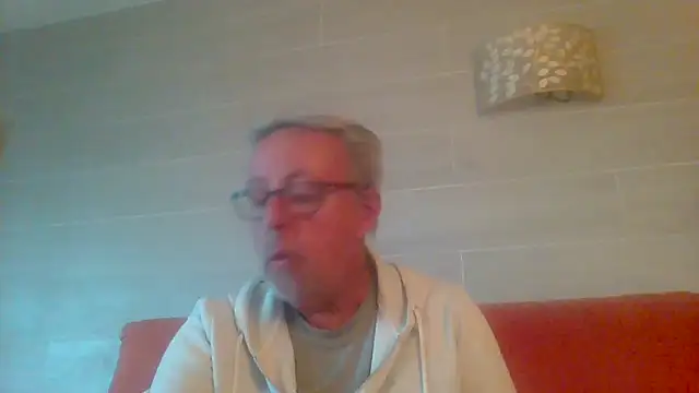 tuggy59 online show from April 14, 6:02 am