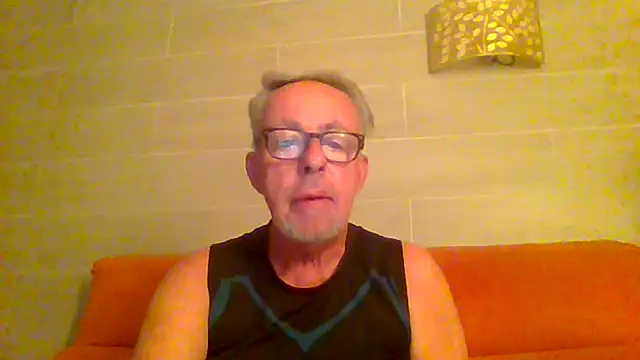 tuggy59 online show from July 6, 4:42 am