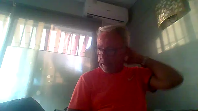 tuggy59 online show from October 29, 7:11 am