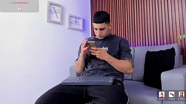 Alex cute77 online show from April 25, 1:03 pm