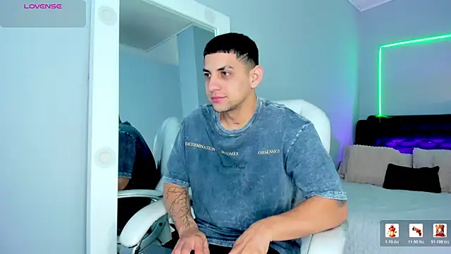 Alex cute77 online show from July 22, 1:14 pm
