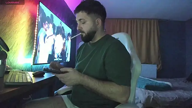 Eduu2322 online show from January 8, 10:37 pm