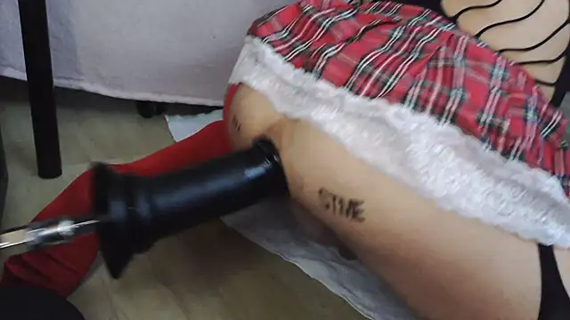 YoungAnalAddicted online show from June 25, 1:38 pm