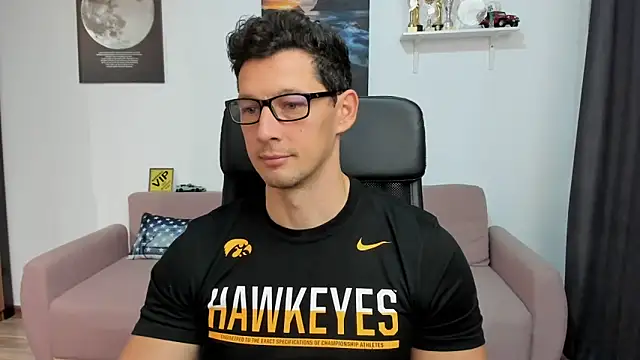 BrutusK08 online show from November 16, 9:11 am