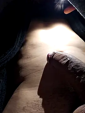 LUCIFER-Clau online show from April 19, 11:20 am