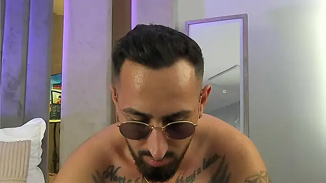 Baddfuckerr online show from September 25, 2:38 pm