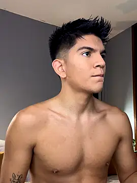 santiago 01 online show from November 11, 11:43 pm