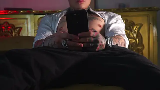 dantecoppolaa  online show from February 4, 8:59 pm