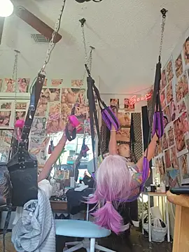 luvs2cumm69 online show from March 23, 5:30 pm