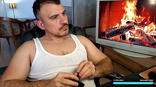 officeman7 online show from April 24, 3:58 pm