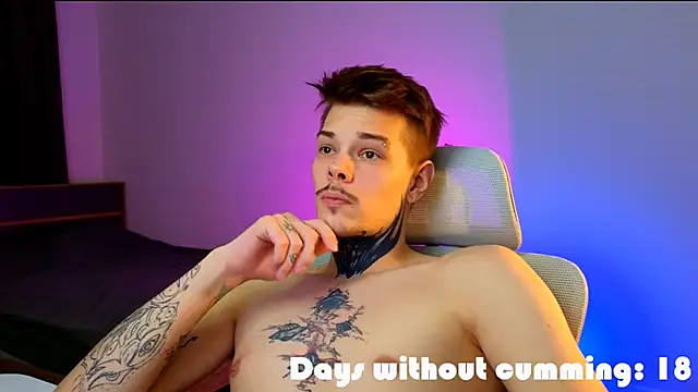 DENIS HERE online show from February 18, 6:16 pm