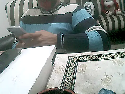 MezaRDanOnLineee online show from February 8, 9:57 pm