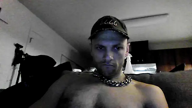 scrachnsniff online show from March 31, 12:40 pm