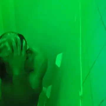 KrazyLegz online show from November 11, 1:10 am