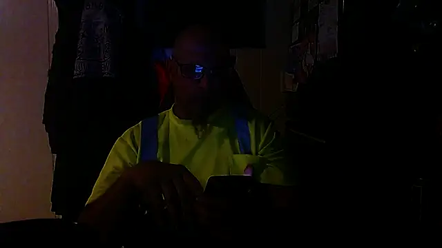 Snapshot of KrazyLegz chatting on September 19, 10:53 pm KrazyLegz online show from September 19, 10:53 pm