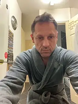 Yourhotboy 42 online show from February 2, 5:48 pm