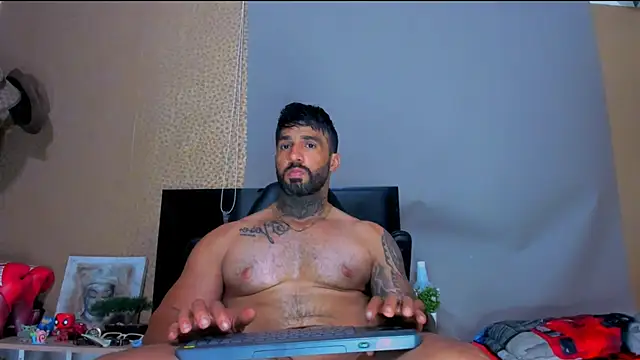 Snapshot of naugthy_dominant chatting on January 25, 5:51 pm naugthy dominant online show from January 25, 5:51 pm