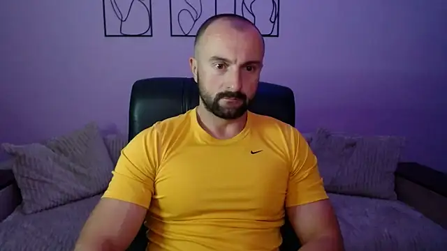 brindlefly6969 online show from July 24, 11:06 am