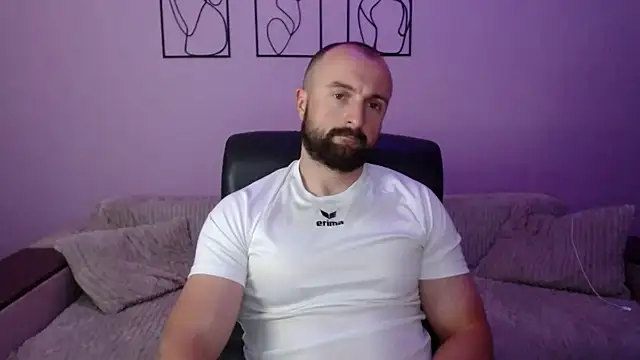 brindlefly6969 online show from June 23, 11:14 am