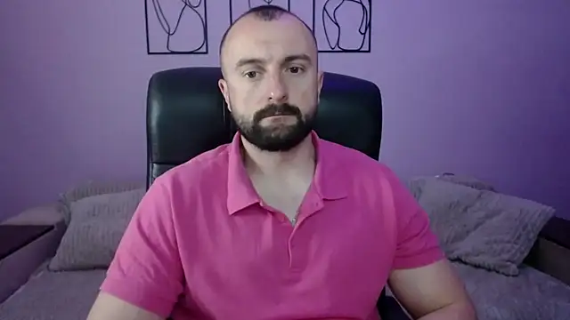 brindlefly6969 online show from April 27, 10:45 am