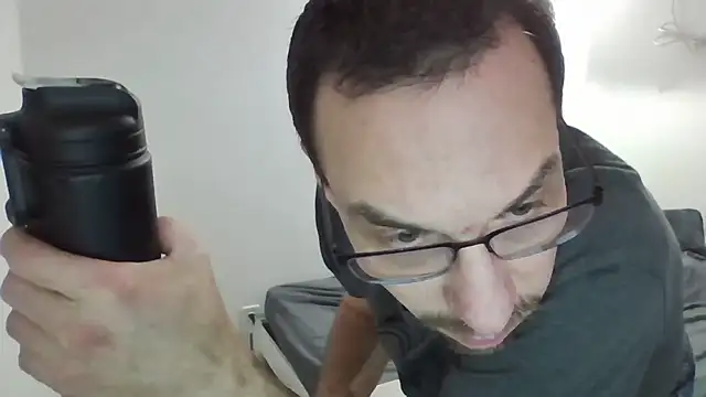 Iliketocooksquirt25 online show from January 18, 3:02 am