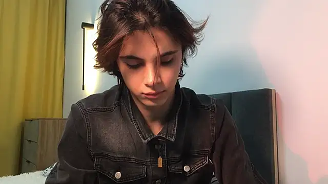 Snapshot of k0sta_ chatting on January 17, 10:00 am k0sta online show from January 17, 10:00 am