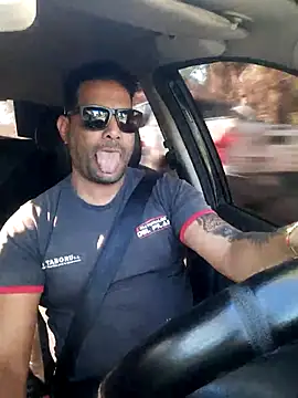 hecwil8 online show from October 9, 11:26 am