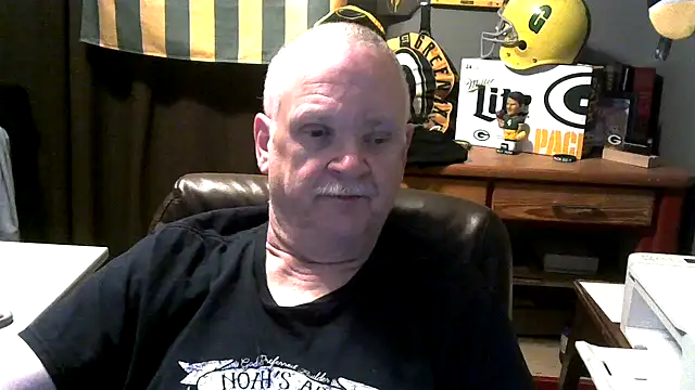 Snapshot of nobledad chatting on March 17, 11:42 am nobledad online show from March 17, 11:42 am