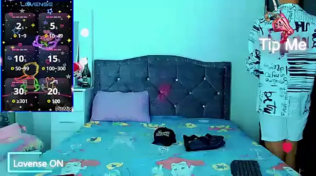 Snapshot of Liamscott_ chatting on February 19, 4:12 am Liamscott online show from February 19, 4:12 am