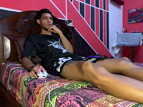 tanned boy online show from June 12, 10:02 am