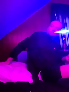 nicedicknicetats online show from September 22, 6:29 pm