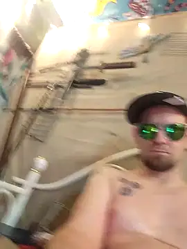 Herwish online show from February 1, 2:05 am