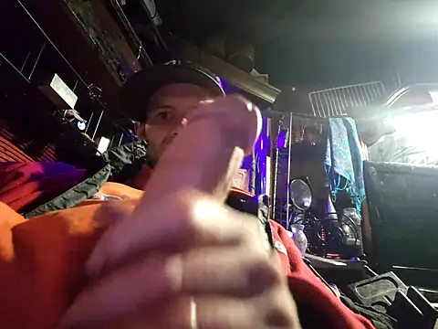 Herwish online show from February 12, 7:02 am