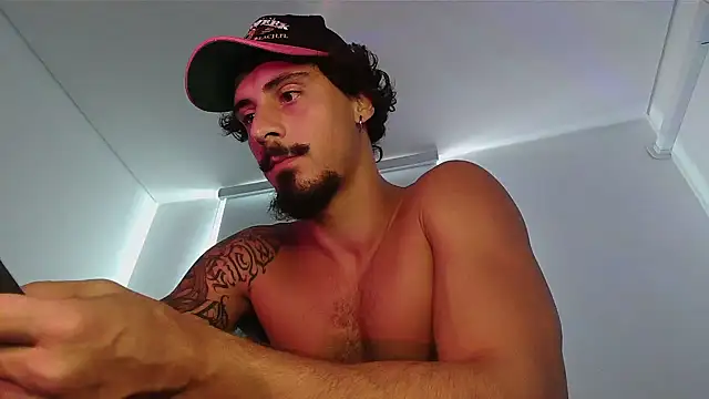 milkoffe online show from April 21, 7:09 pm