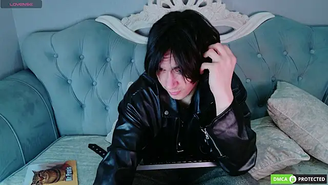 CalvinOwens online show from March 28, 6:19 pm