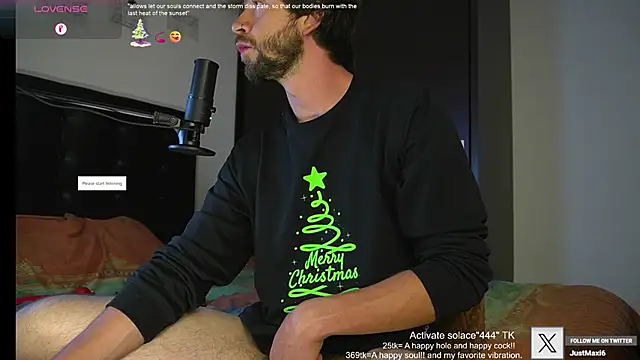 Snapshot of just_maxii chatting on January 30, 10:09 pm just maxii online show from January 30, 10:09 pm