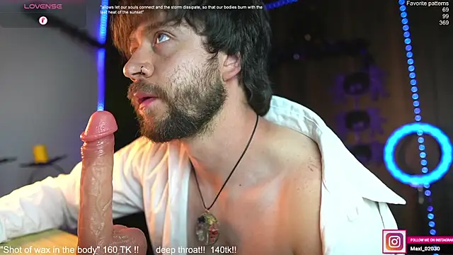 Snapshot of just_maxii chatting on October 6, 12:59 am just maxii online show from October 6, 12:59 am