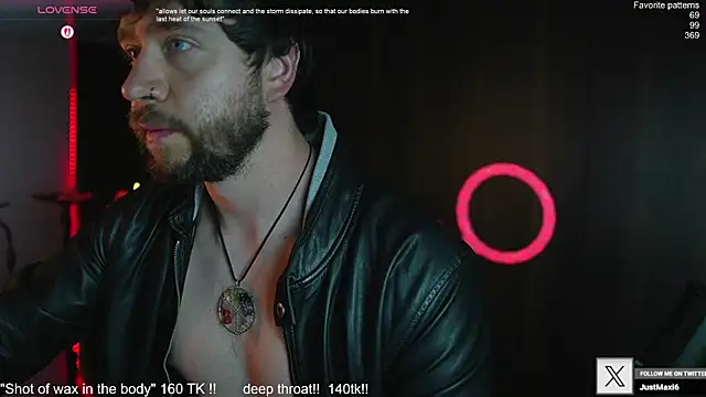 Snapshot of just_maxii chatting on September 15, 10:22 pm just maxii online show from September 15, 10:22 pm