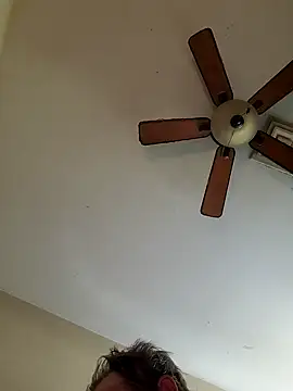 Hugebwc102 online show from October 3, 9:31 pm